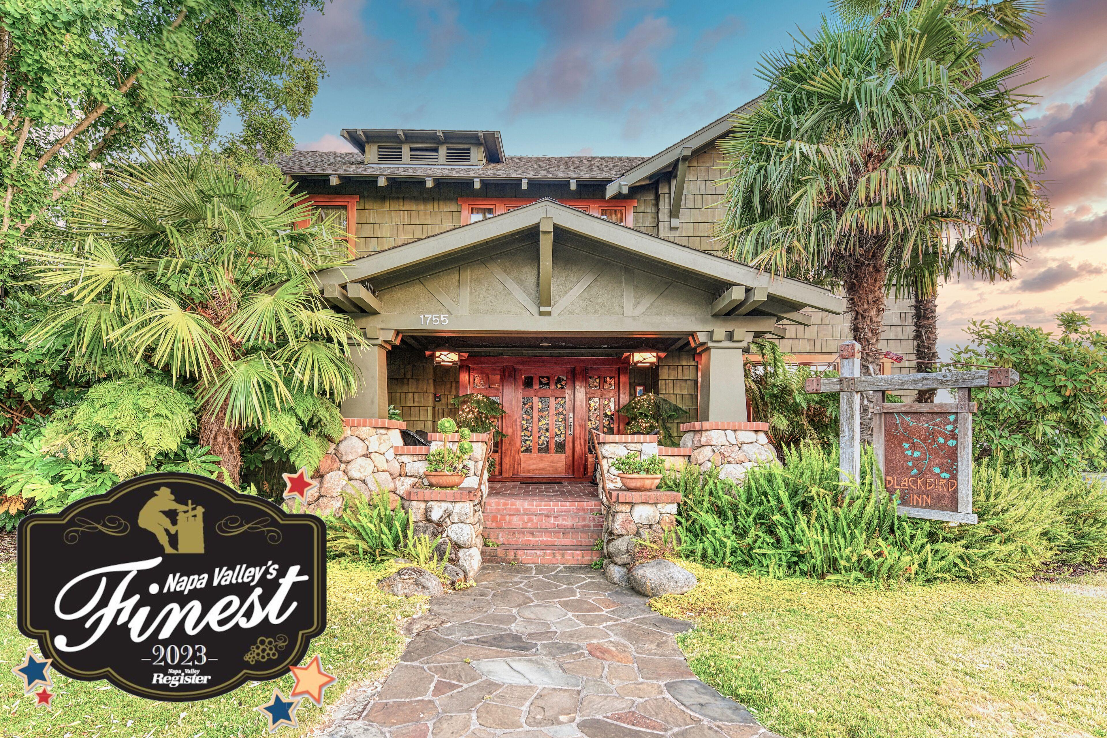 Where to Stay Near The Uptown Theatre: 5 Central Napa Hotels