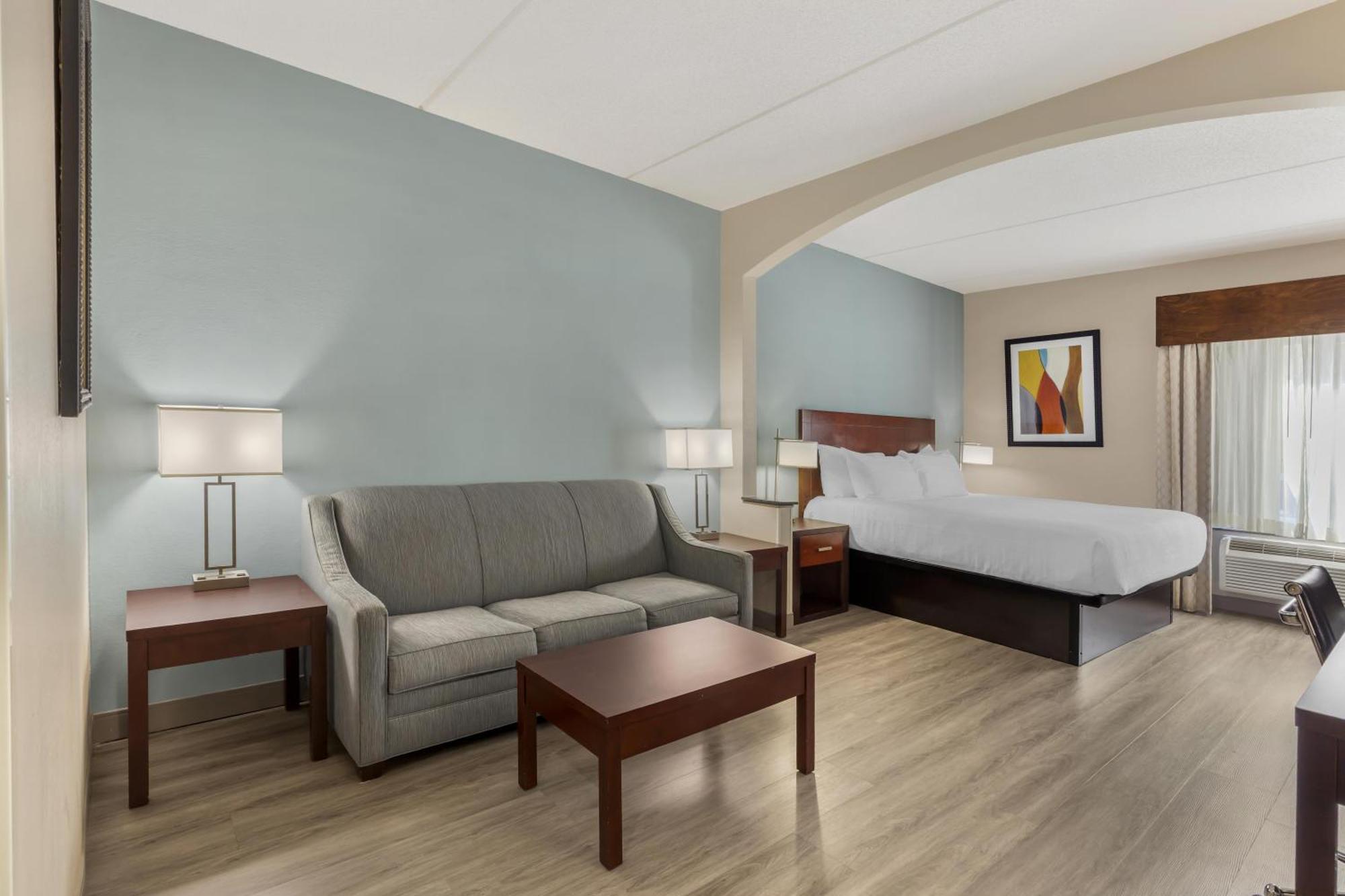 10 Airport Hotels in North Carolina for Stress-Free Travel