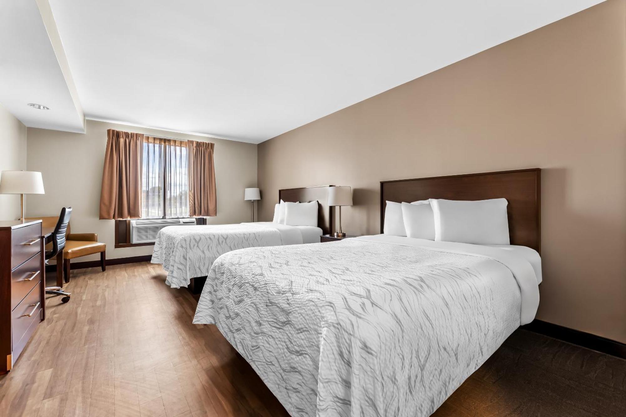 4 Smart Family-Friendly Hotels in Adirondack Mountains