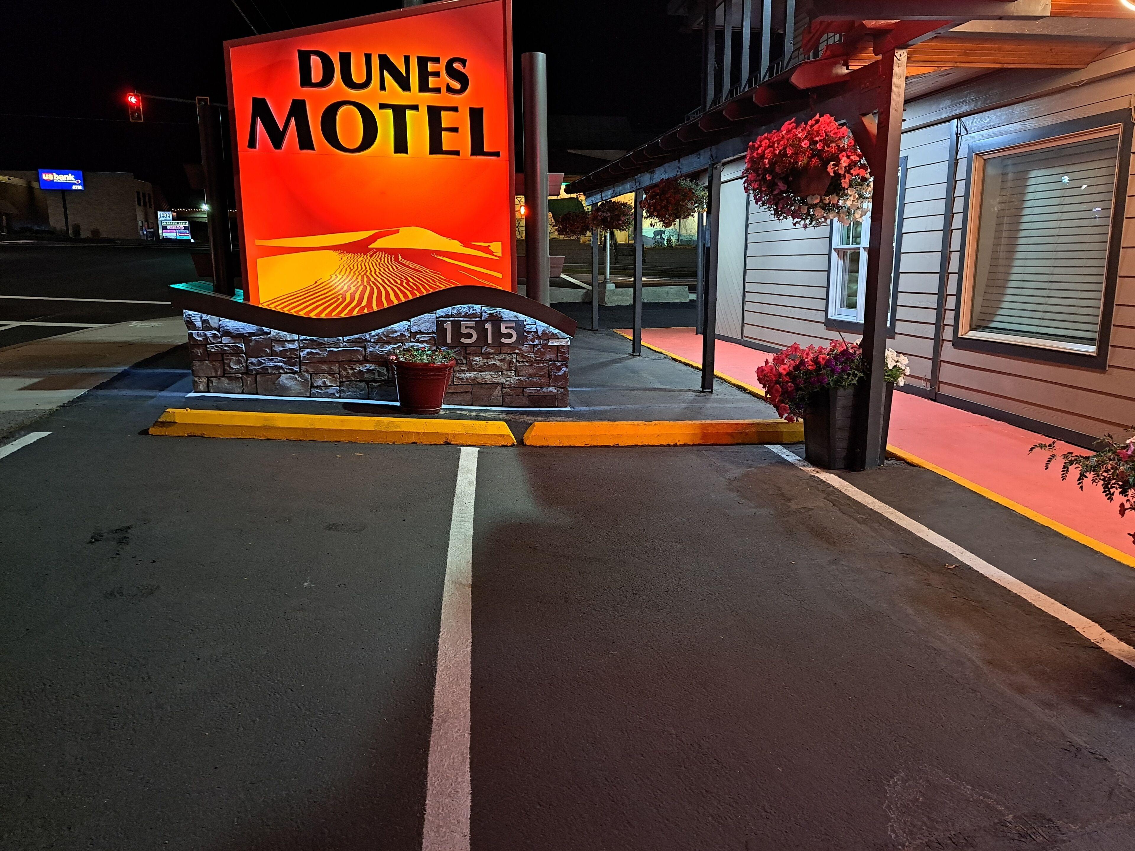 6 Budget Hotels Near Sun Mountain Sports Ctr for Easy Bend Access