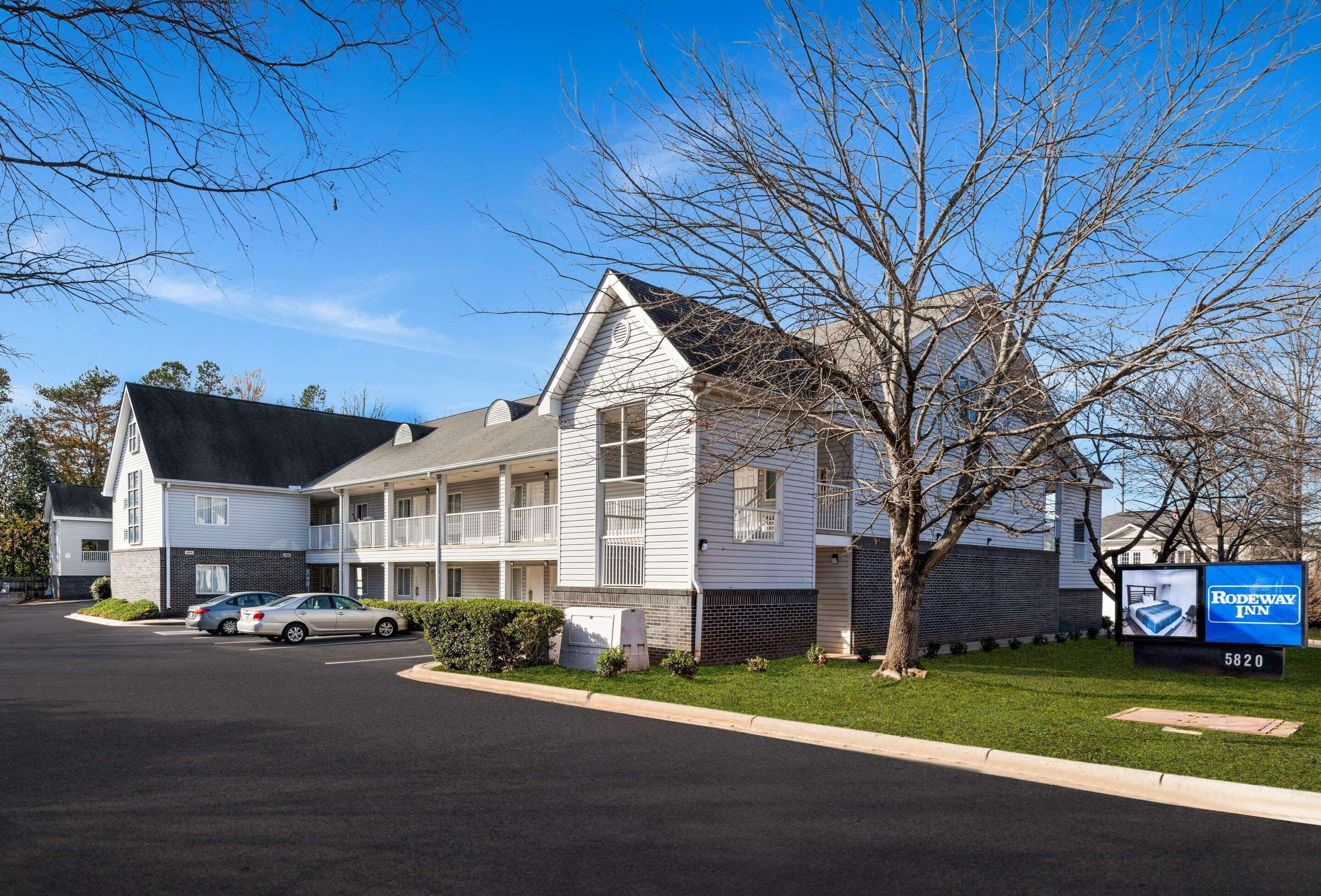 6 Smart Budget Hotels Near Midwood Park Worth Booking