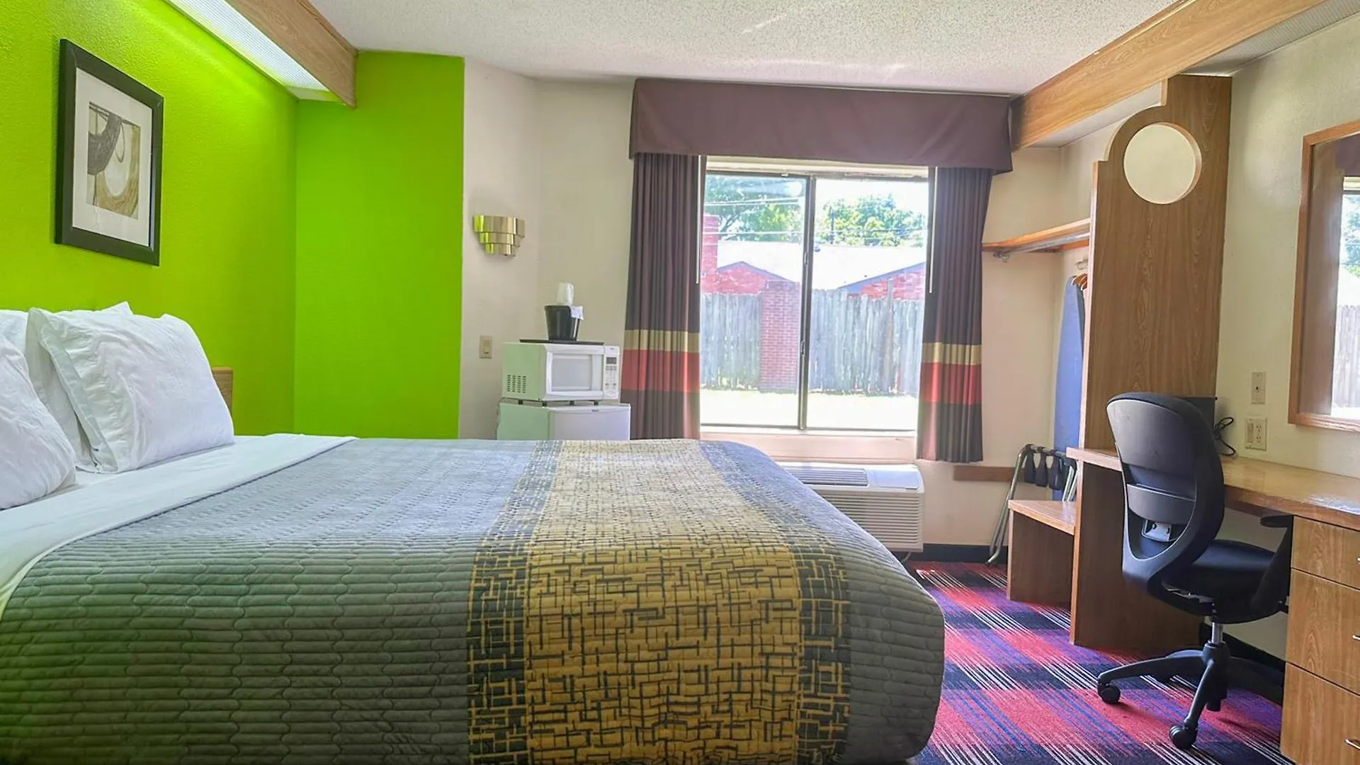4 Affordable Hotels Close to Putt-Putt Family Park Memphis
