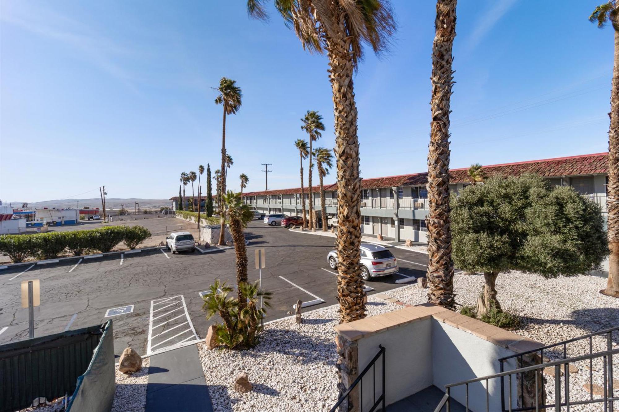 14 Best-Rated Motels in California for Every Type of Traveler