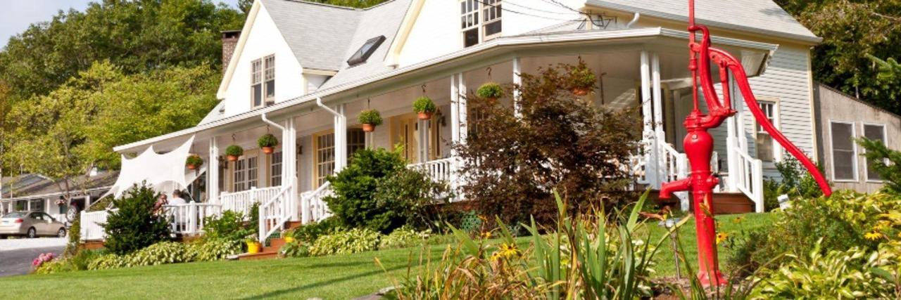 10 Maine Motels That Deliver Real Value Across the State